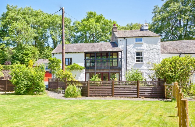 Gorgeous riverside cottage near Coniston Water. Pet friendly!