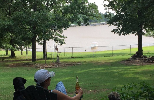Gorgeous waterfront property, tons of room, sleeps 12 3200 sqft