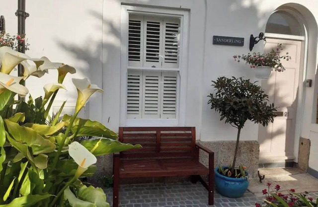 Grade 2 Listed Georgian Townhouse by the sea
