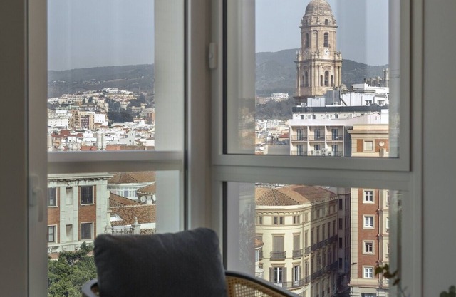 Gran Alameda Premium Apartment 102