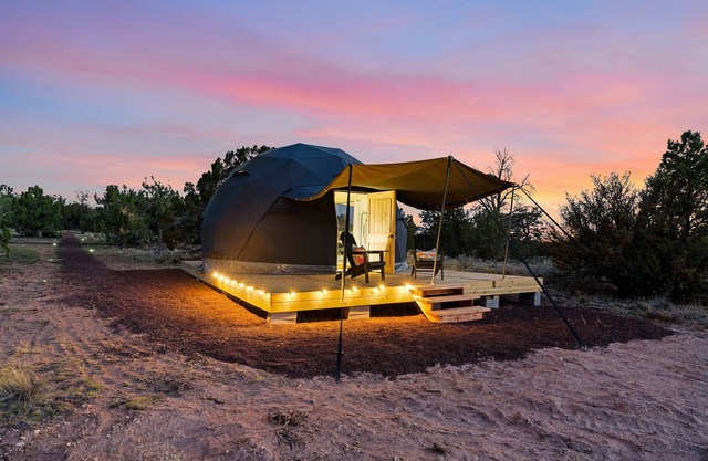 Grand Canyon Dome Stay | Stargazing Retreat