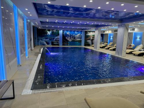Grand Elegant & SPA
