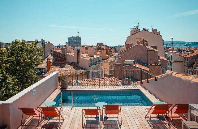 Grand Hôtel Dauphiné Toulon, Boutique Hôtel & Suites