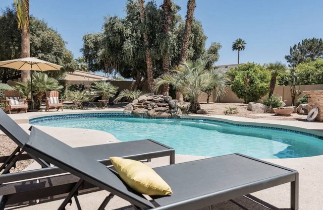 Grand Palms - Luxury Scottsdale Estate w/Pool