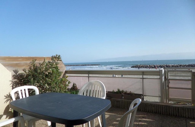 Grand studio cabine accès plage parking privé - FR-1-715-16