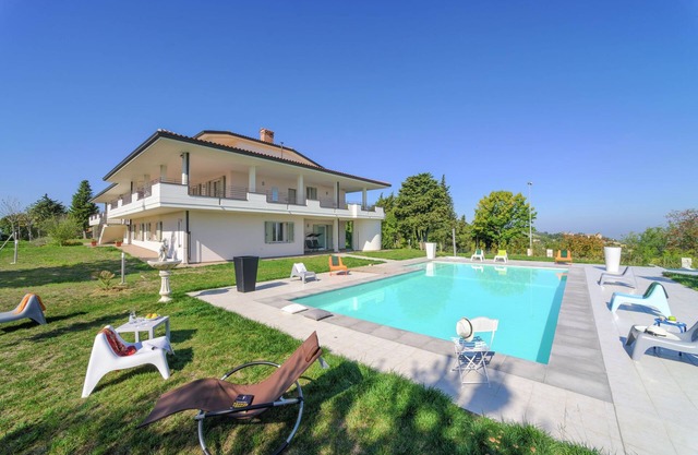 Grand Villa in Tavullia