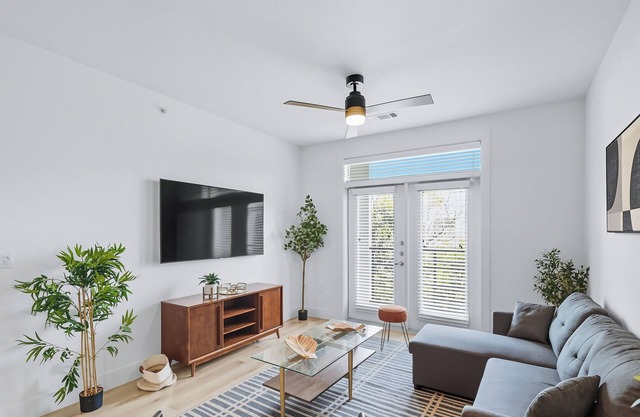 Grayson 14012 Luxury Living DT Forth Worth 2BD2B