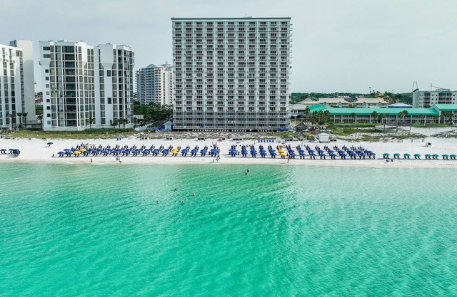 Great Beach Front Condo at Pelican Beach
