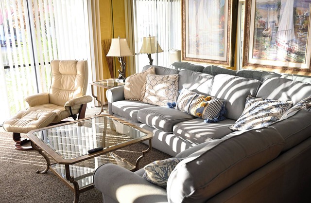 Great Deals for July & August! Golf, Tennis, Exercise, Pools, Beach, Dining