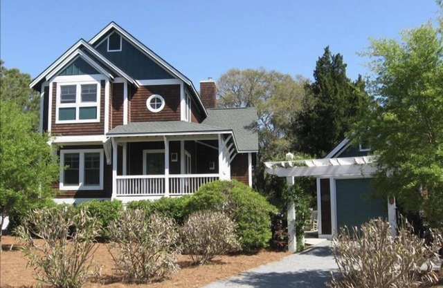 Great Home with All Amenities feel free to inquire monthly rental, Dec, to Feb