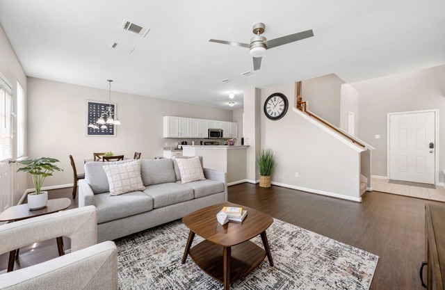 Great Location | Fast Wifi | 3BRD Houston Home