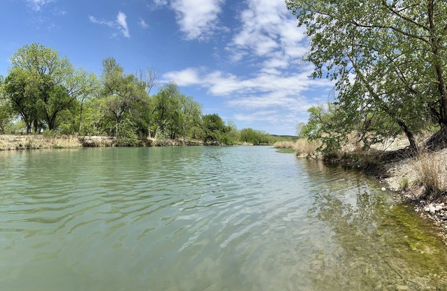 Great Relaxing Overnight Stay! Amazing Unit. Close to Geronimo Adventure Park