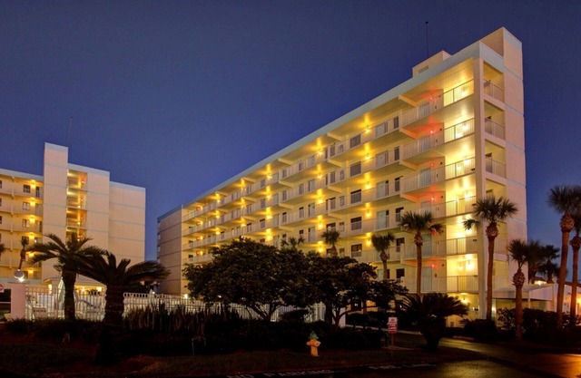 Great side ocean views and has great reviews steps to the beach Sandcastles 615