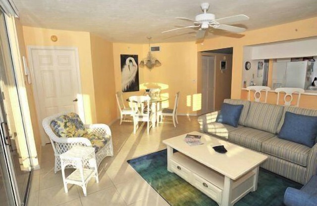 Great views from this 12th floor condo! - CL1202