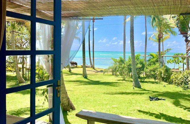 Greek-Style Beachfront Villa on Espelho - BAH074