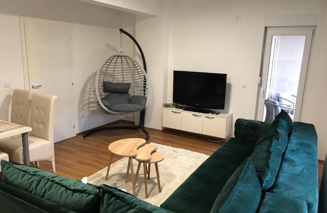 Green Apartment