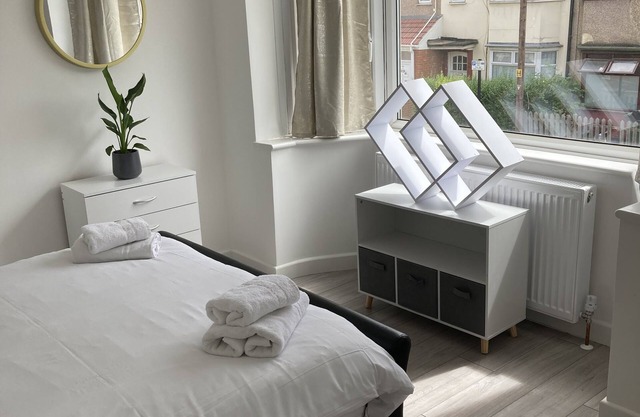 Gresham Home - Best Location and Easy Access to Excel Centre London
