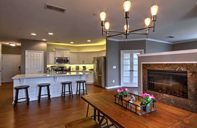 Group Friendly Modern Home Sun trust Park/Atlanta