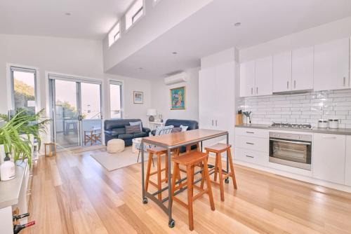 Grove Hideaway - Peaceful 2 bed townhouse