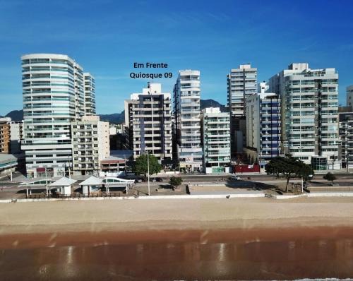 Guarapari Praia - 3 quartos na Rua da Praia varanda vista montanhas