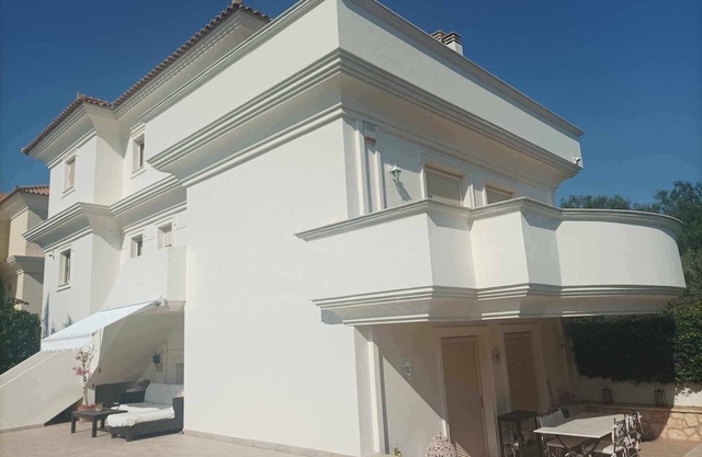 Guest apartment within a villa in Lagonissi