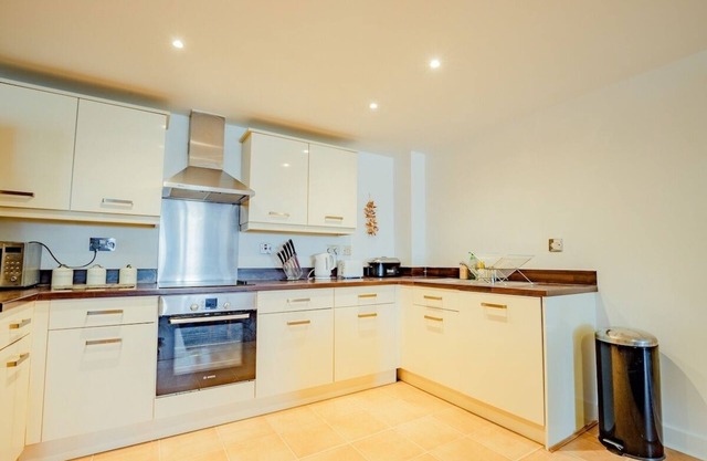 Guest Homes | Abacus Apartment