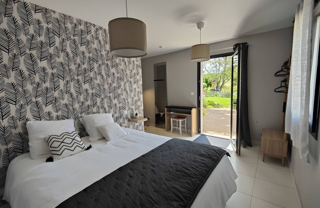 Guesthouse 'Graphique' with Mountain View, Wi-Fi and Air Conditioning