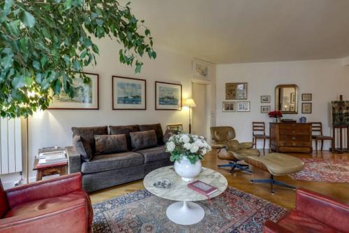 GuestReady - Séjour raffiné près de la Tour Eiffel