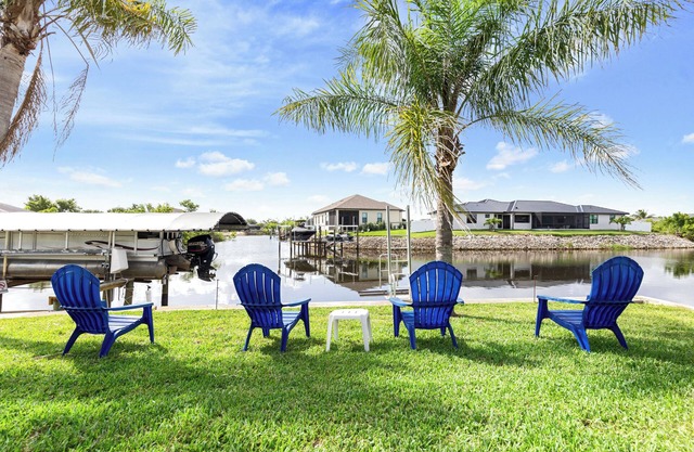 Gulf Coast Getaway: Pool Kayaks Fishing