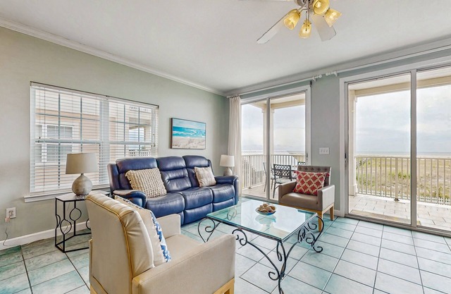 Gulf-Front Condo w/Balcony, Shared Pools, and Beach Access