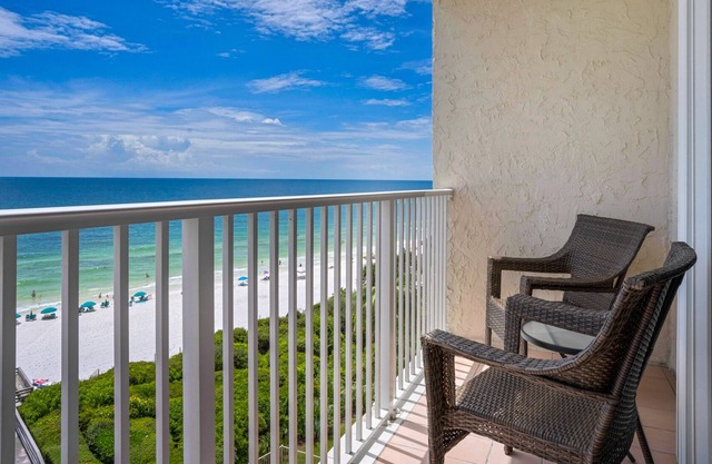 Gulf-Front w/Private Beach Access, Beach Setup, Pool + Free Tickets!
