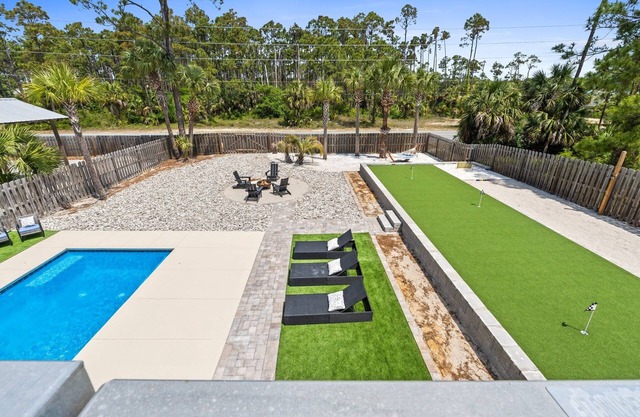 Gulf view, Pet friendly, Firepit, Sleeps 16