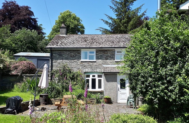 Gwardolau Cottage, Wye Valley Retreat.