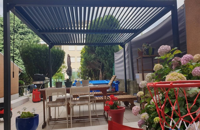 HÔTE STÉPHANOIS studio, parking, electric vehicle recharge