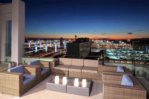 H Hotel Los Angeles, Curio Collection By Hilton