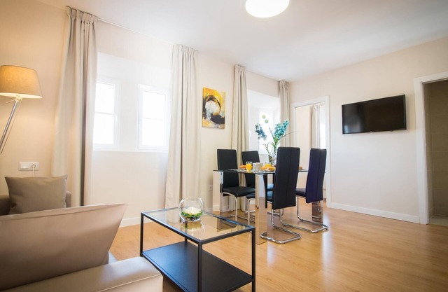 H2M Calle Nueva apartment close Cathedral