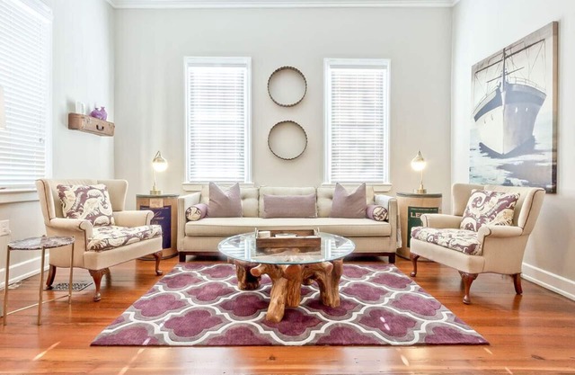 Habersham 2 | Walk to River Street, Free Parking