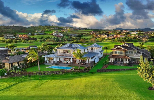 Hale Nani at Kukui ula - Luxe Family Hideaway with Poolside Living in Poipu