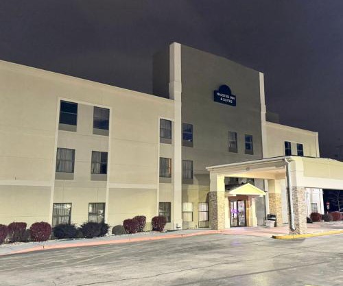 Halsted Inn and Suites Harvey - Chicago Southland