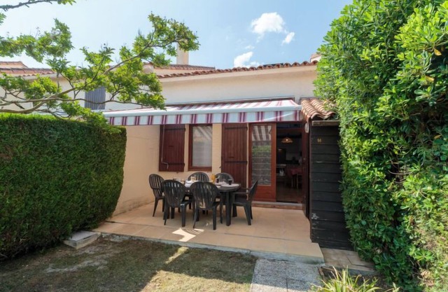 Hameau des Flots by Interhome