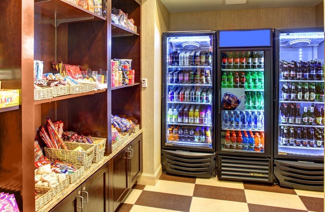 Hampton Inn & Suites Coconut Creek
