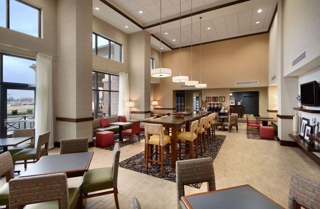 Hampton Inn & Suites Charles Town