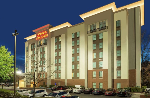 Hampton Inn & Suites Charlotte-Arrowood Rd.