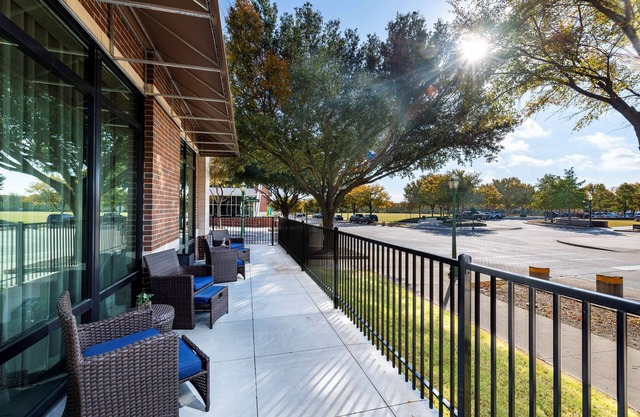 Hampton Inn & Suites Keller Town Center