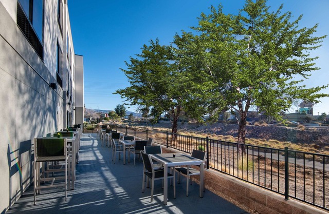 Hampton Inn & Suites Las Vegas-Henderson
