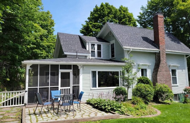 HARBOR HIDEAWAY | WALK TO TOWN | BOOTHBAY HARBOR | HIDDEN GEM
