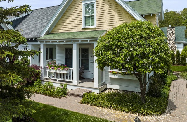 Harbor Springs TLC Cottage- Just launched!!