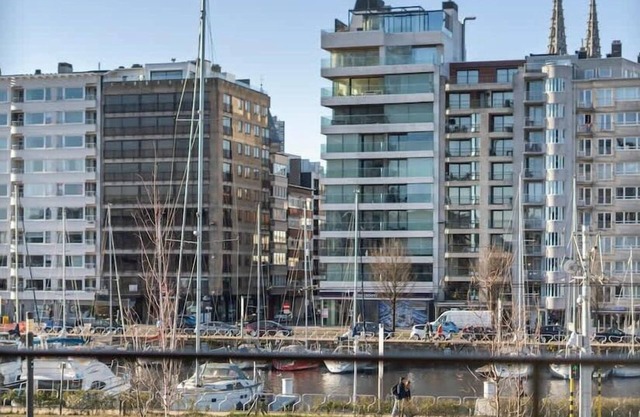 Harbour Feeling-luxury apartment at Ostend marina