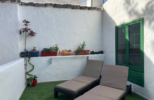 "Harmony House" Wonderful Duplex in Pueblo Marinero