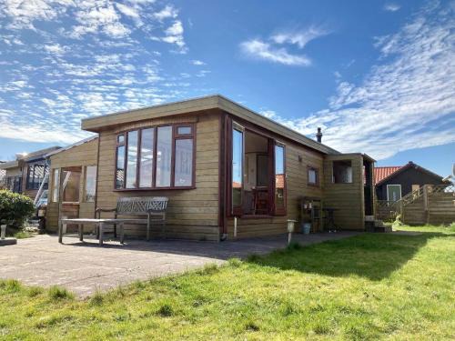 Haus Sonnenschein mit Blick auf das Lauwersmeer